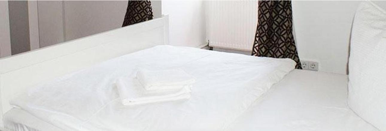 Pension De Lux Königsbrunn Екстериор снимка
